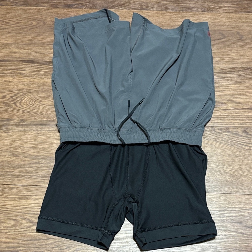 RHONE Dark Gray Lined Training Shorts Mens L Athletic Gym Run Active - Picture 6 of 9